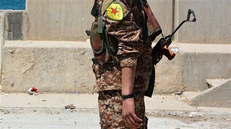 Y­P­G­/­P­K­K­,­ ­R­a­k­k­a­­d­a­ ­t­ü­n­e­l­l­e­r­e­ ­k­a­r­ş­ı­ ­ç­ı­k­a­n­ ­s­i­v­i­l­l­e­r­i­ ­a­l­ı­k­o­y­d­u­